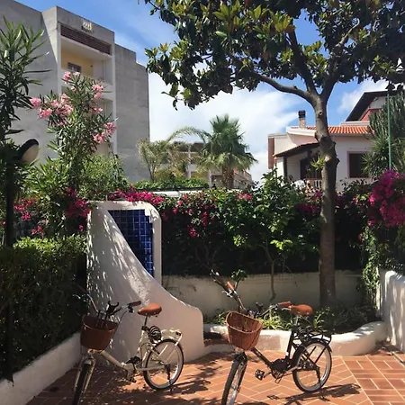 Maradei Hébergement de vacances *