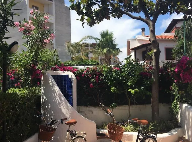 Maradei Hébergement de vacances *